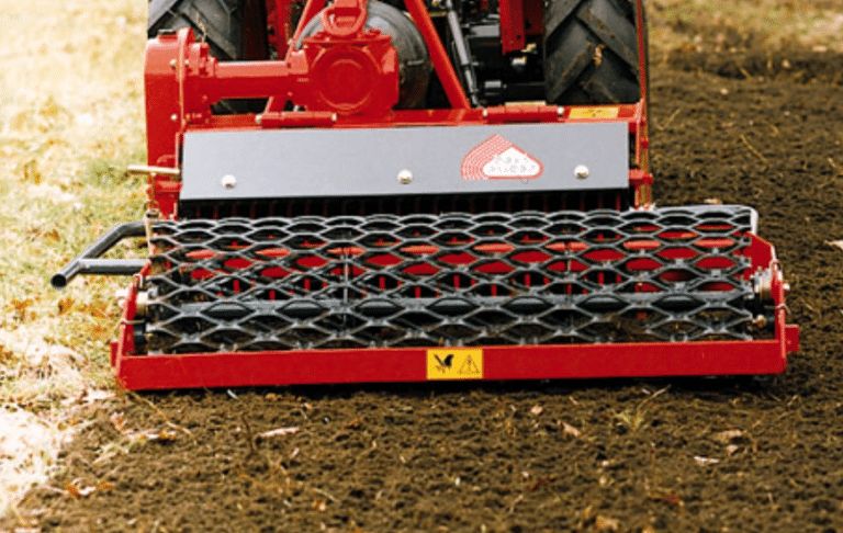 Enfouisseurs pour micro-tracteurs avec engazonneur 25 à 45 CV